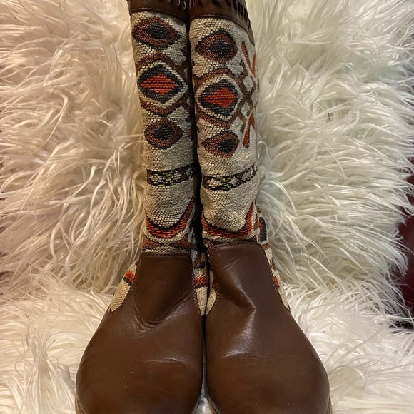 WANTED Aztec calf boots size 10 - Picture 3 of 7